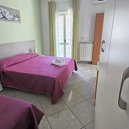 Morfeo Nocleg ze śniadaniem *